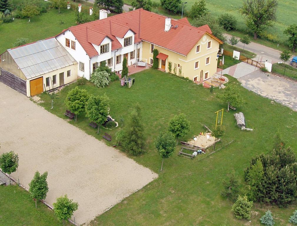 Pension U Barona Prášila Ořech Exteriér fotografie